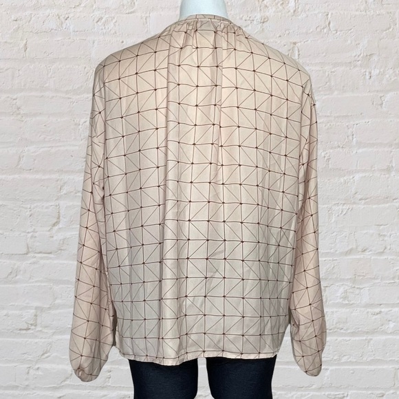 a new day geographic blouse, long sleeves medium - Picture 2 of 8